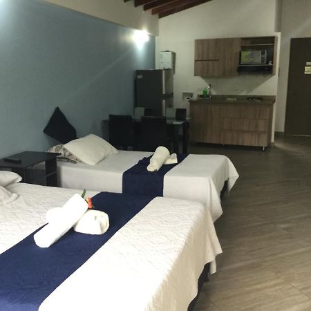 Apartahotel Avanti Медельин Экстерьер фото