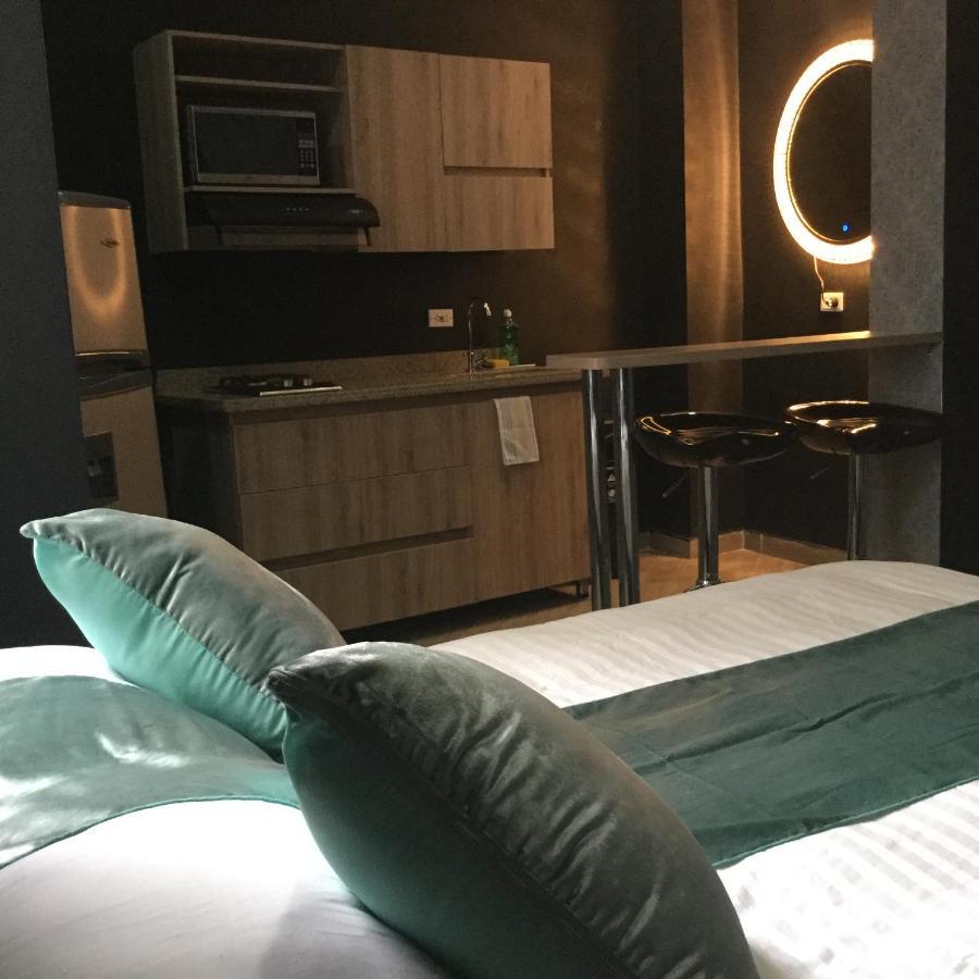 Apartahotel Avanti Медельин Экстерьер фото