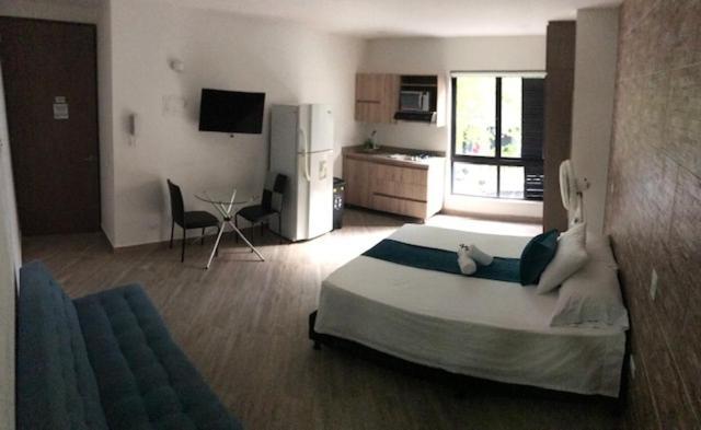 Apartahotel Avanti Медельин Экстерьер фото