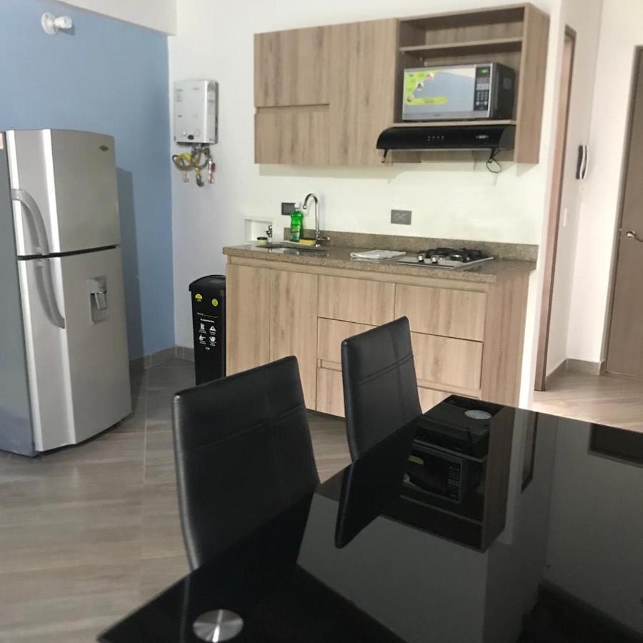 Apartahotel Avanti Медельин Экстерьер фото