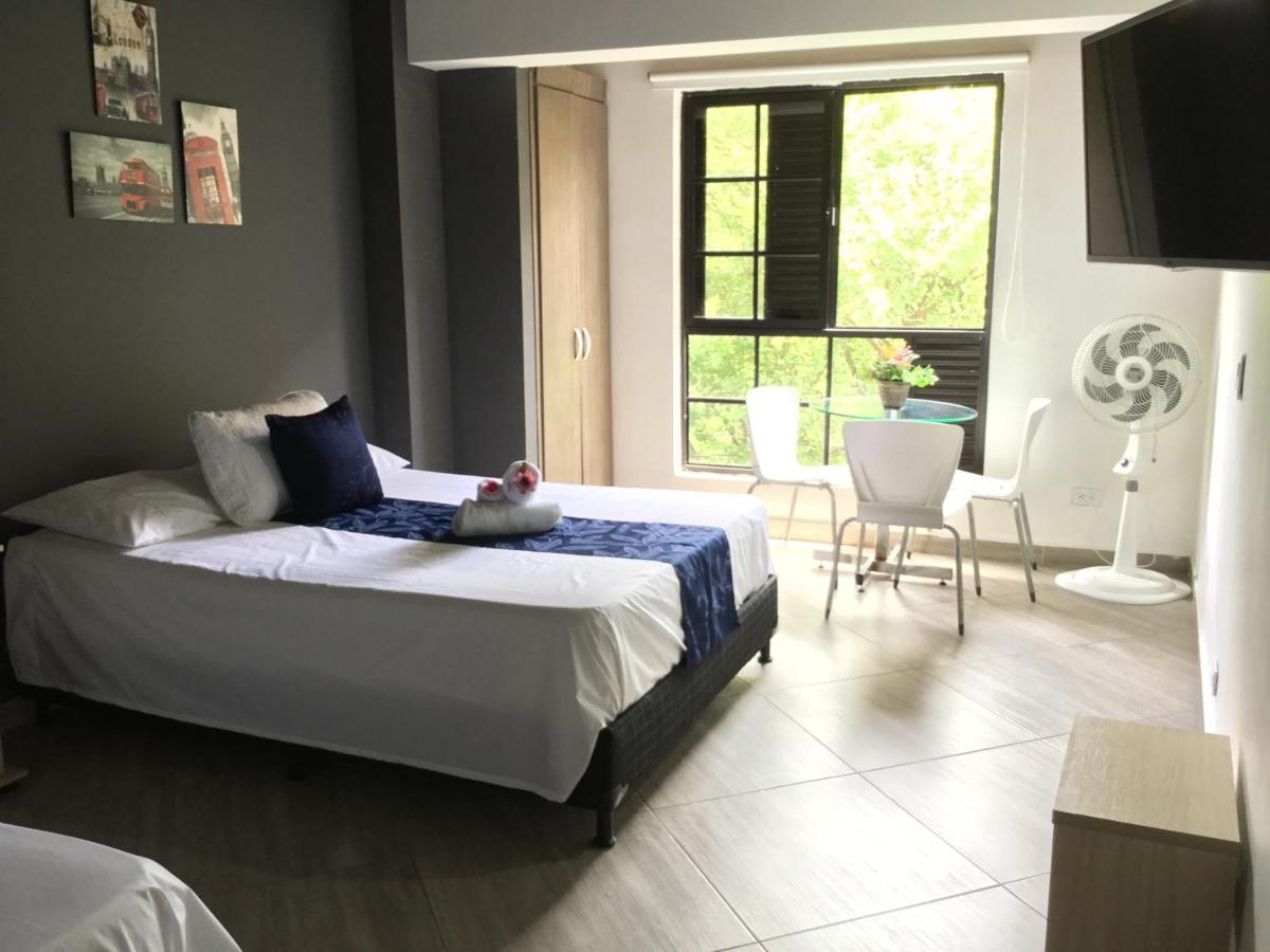 Apartahotel Avanti Медельин Экстерьер фото